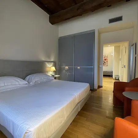 Annunziata 4* Ferrare
