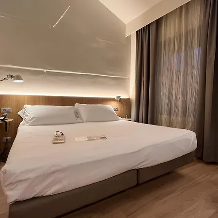 فندق Annunziata 4*