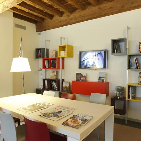 Hotel Annunziata Ferrare