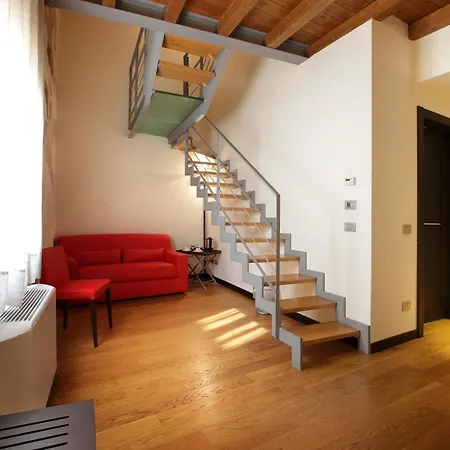 Annunziata 4* Ferrare