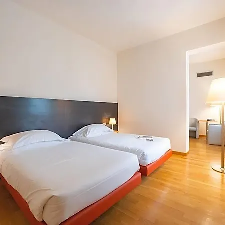 Annunziata Otel Ferrara