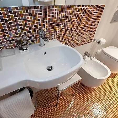 Annunziata Otel 4*